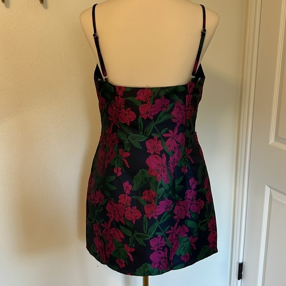 ♥️♥️Absolutely Exquisite Navy Blue Floral Jacquard Mini Dress ♥️♥️ - Picture 7 of 9